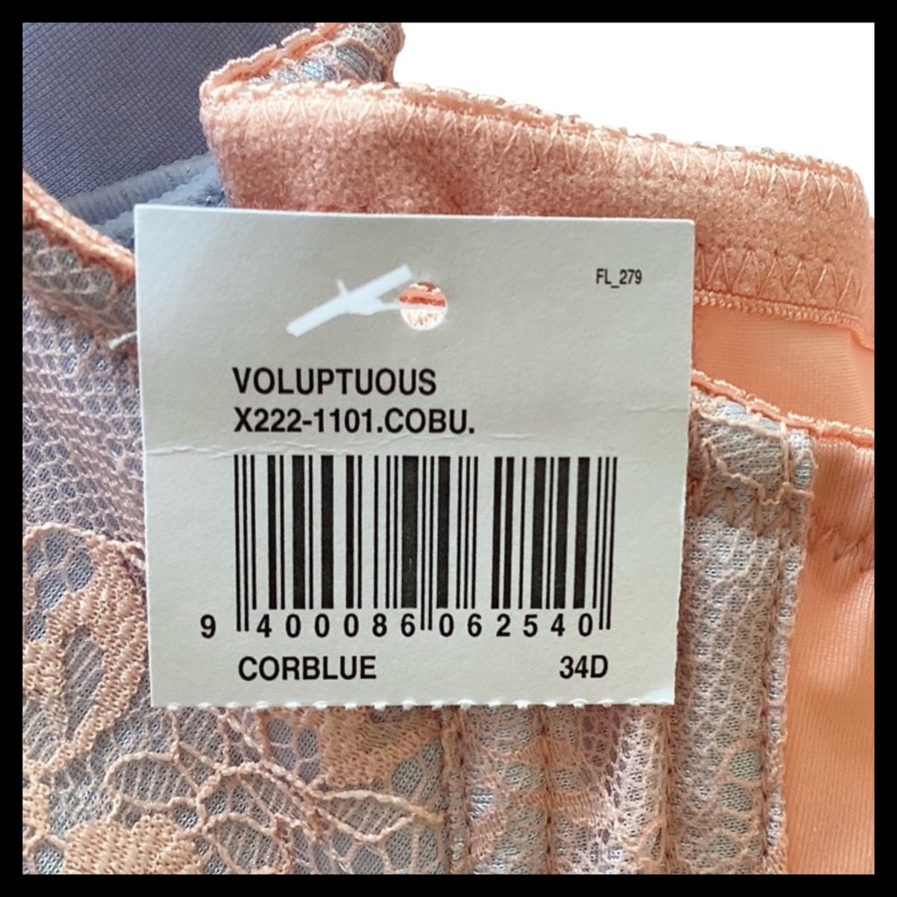 FREDRICKS OF HOLLYWOOD Voluptuous Full Figure Push Up Bra
Coral & Blue - Picture 5 of 7